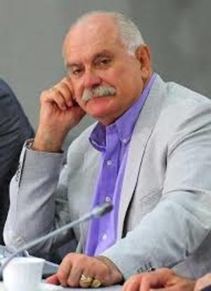 Никита Михалков сравнил премию, полученную Ельцин-центром, с наградой Третьего рейха