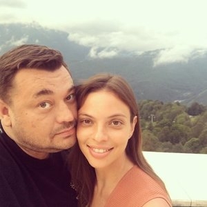 Сергея Жукова уговорили отправиться под венец после 10 лет брака