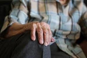 Россия вошла в пятерку худших стран для пожилых людей