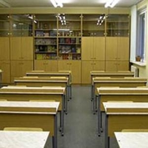 В Калмыкии директора школы отстранили от работы за скандал со сбором денег на парты