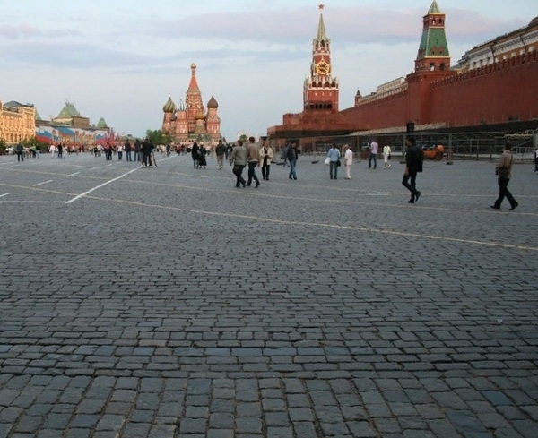 Ограничения на массовые мероприятия в Москве могут снять к 9 мая