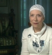 Инну Чурикову вывезли из Боткинской больницы в кресле-каталке