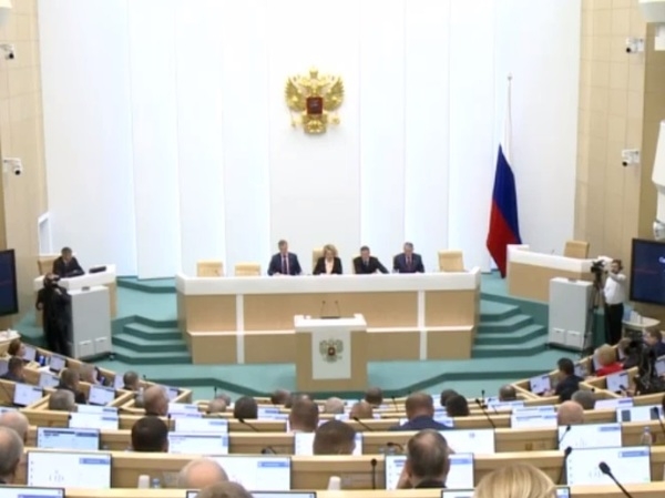 Совет Федерации одобрил закон об ужесточении наказания за создание НКО, призывающих к отказу от гражданского долга