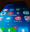 Xiaomi работает над необычным изогнутым дисплеем