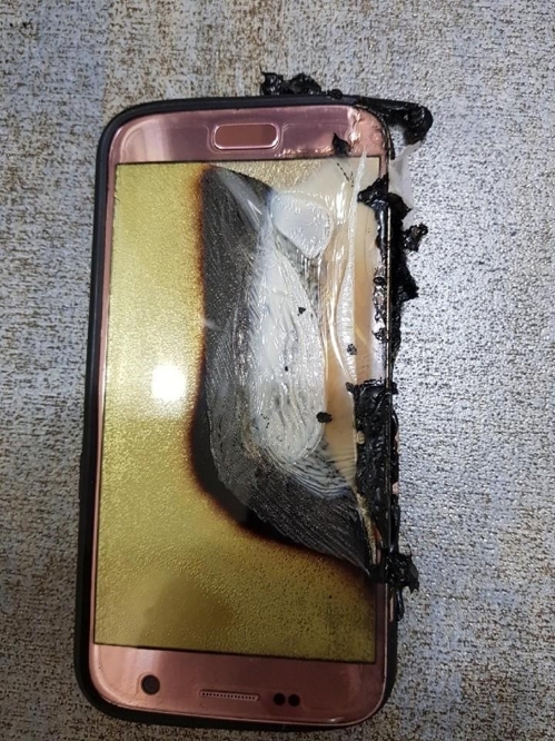 взорвавшийся Samsung Galaxy S7