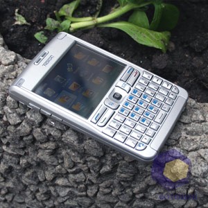 Обзор Nokia E61