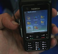 Nokia 3250 на выставке Symbian Expo 2005