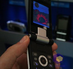 Panasonic X800 на выставке Symbian Expo 2005