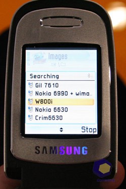 Samsung SGH-D730 на выставке Symbian Expo 2005